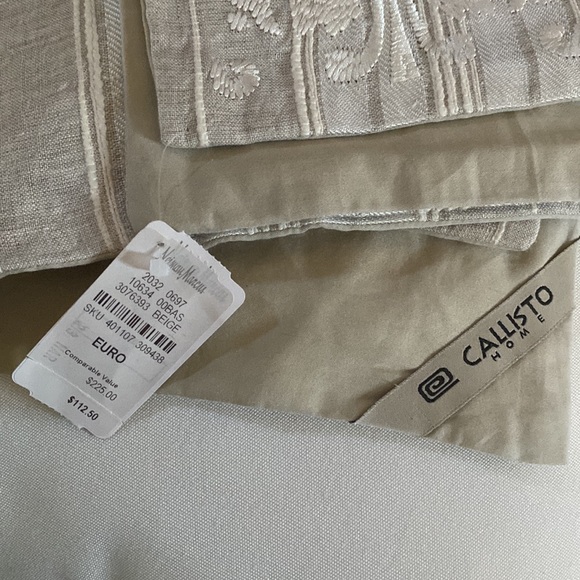 Neiman Marcus Callisto Home CATTIVO CARTOUCHE Euro Sham 100% Linen NWT - Picture 5 of 6